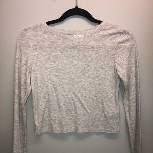 H&M grey long sleeve crop top